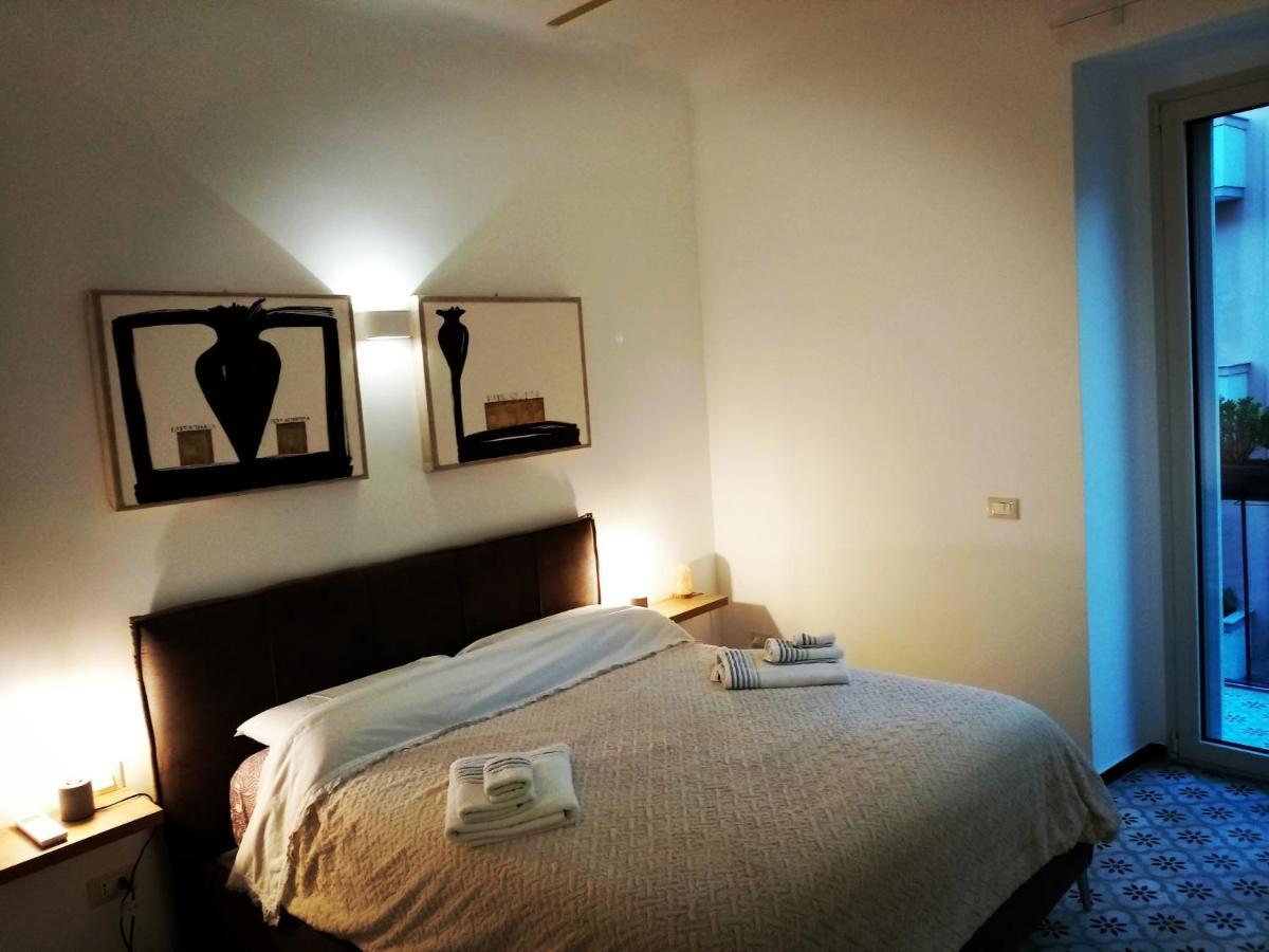 Sonnino Suite Jacuzzi Apartment Bari Exteriér fotografie